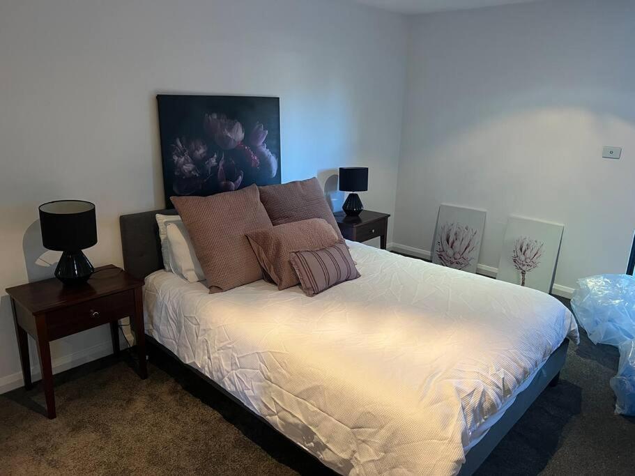 Large Executive 3 Bedroom Yarralumla Zewnętrze zdjęcie
