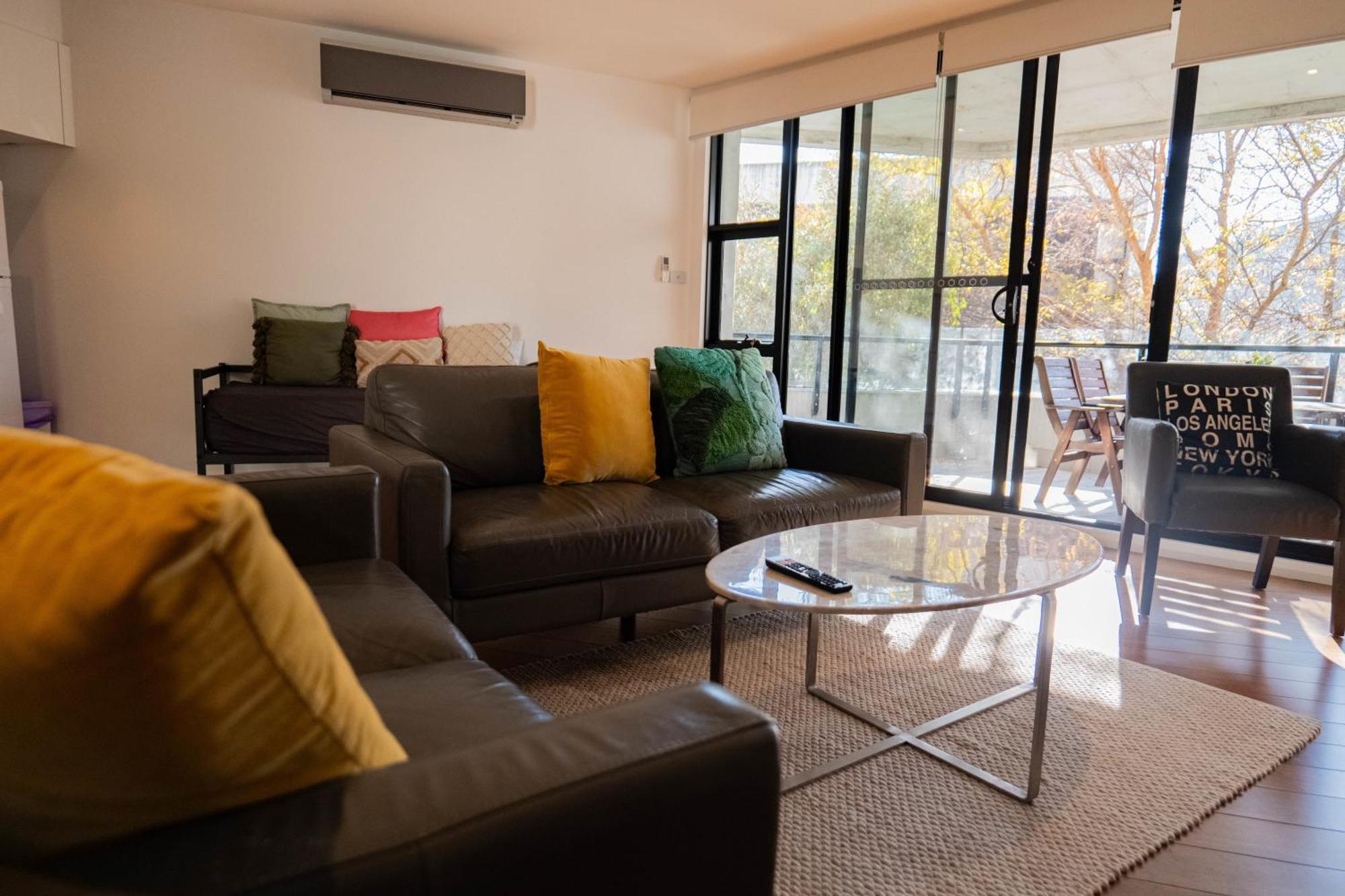 Large Executive 3 Bedroom Yarralumla Zewnętrze zdjęcie